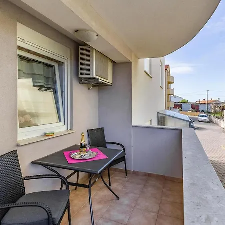 Cozy In With Wifi Apartment